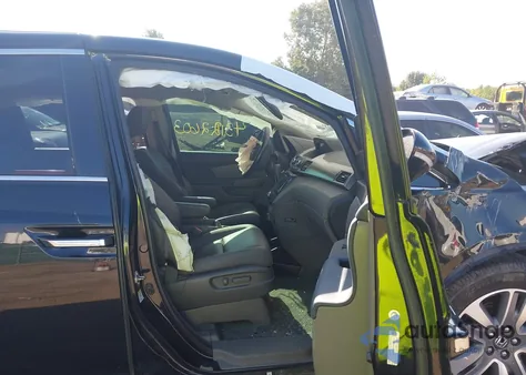 2017 Honda Odyssey Touring/Touring Elite из США, поврежденный, VIN 5FNRL5H9XHB006724